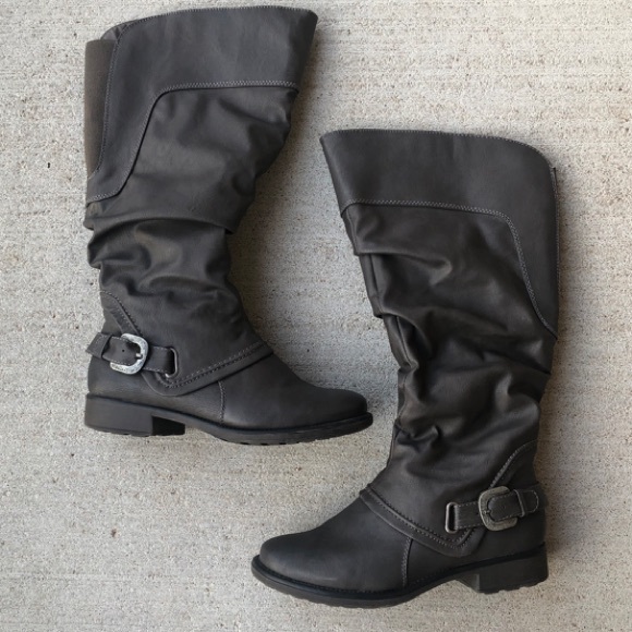 BareTraps Shoes - 💥HP💥Wide Calf Boots- Grey